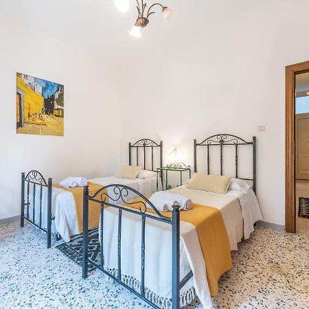Casa Giovanni Cala Gonone Bagian luar foto
