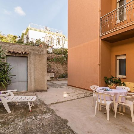 Casa Giovanni Cala Gonone Bagian luar foto