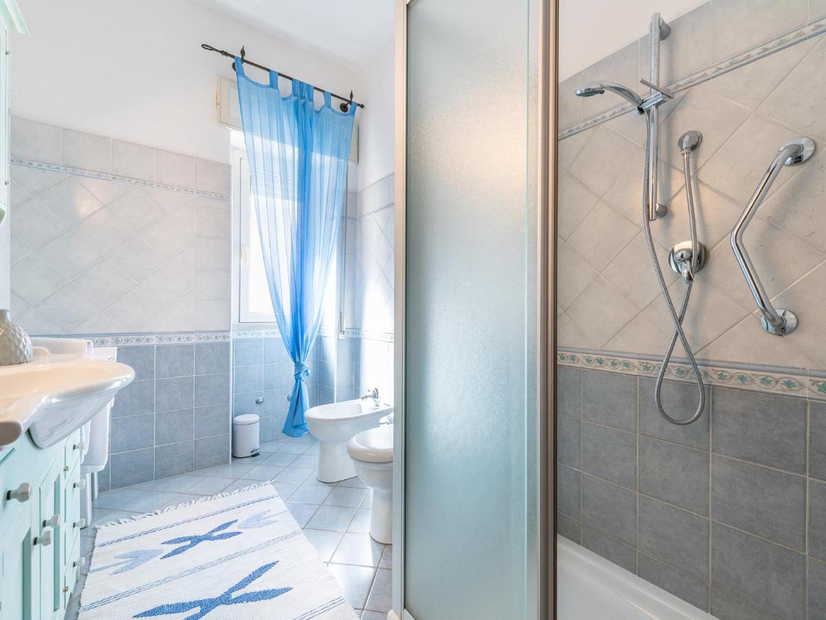 Casa Giovanni Cala Gonone Bagian luar foto