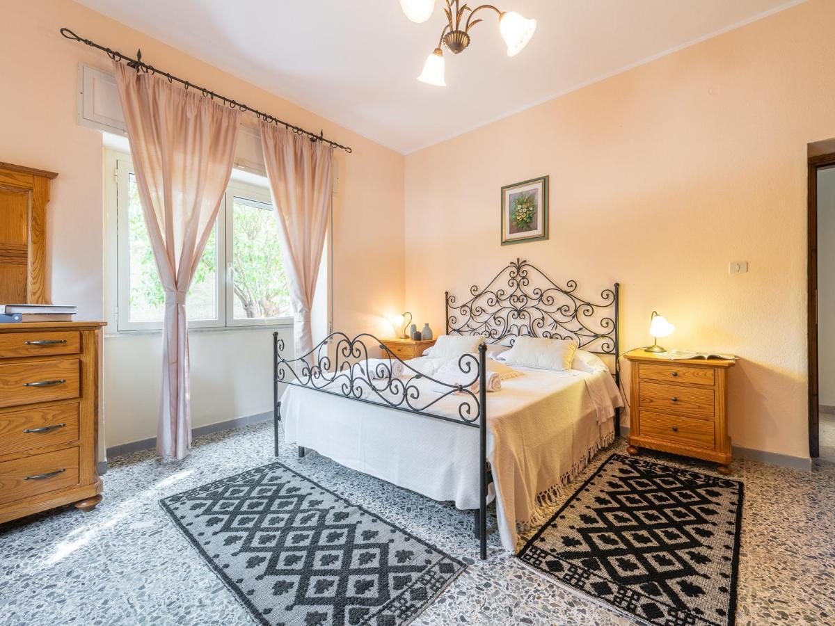 Casa Giovanni Cala Gonone Bagian luar foto