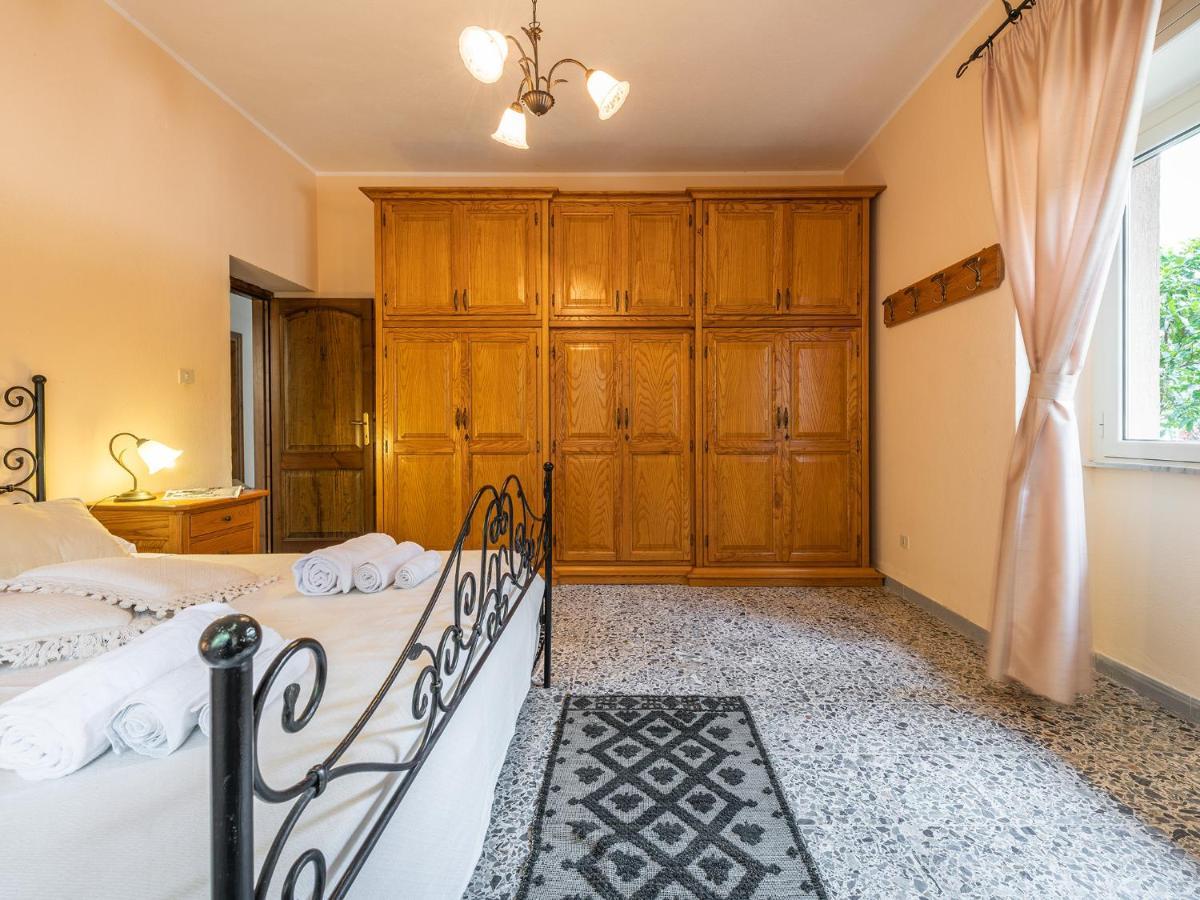 Casa Giovanni Cala Gonone Bagian luar foto