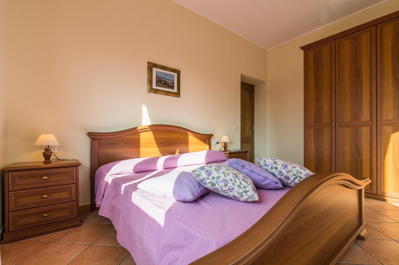 Casa Giovanni Cala Gonone Bagian luar foto